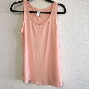 4/$20 Old Navy Lux PeachTank Size: Small